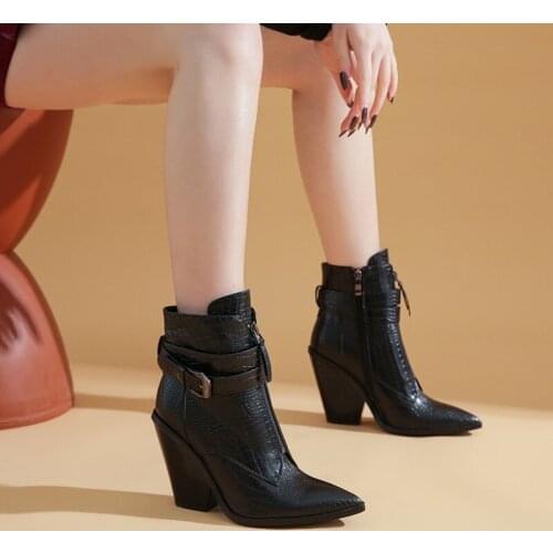 2021 New Gold Snake Print Ankle Boots for Women Wedge High Heels Boots Woman Runway Design Chunky Heels Botas Mujer Western Boot