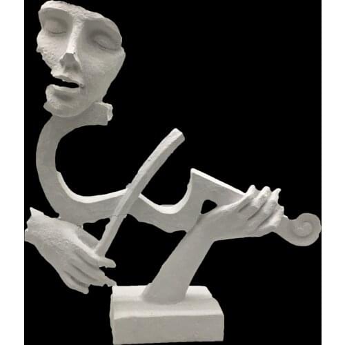 Keman Çalan Kadın Heykel