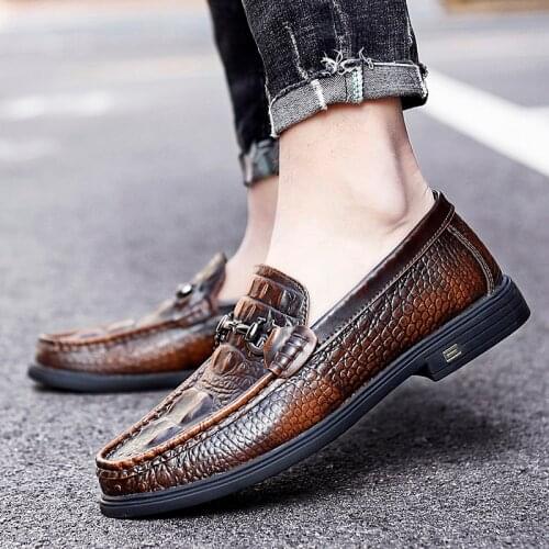 2021 spring new 6836 leather crocodile pattern mens shoes Korean version of the trend of British Bullock casual mens shoes bla
