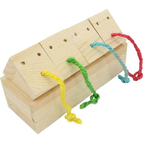 Bird Intelligence Toy Wooden Box Food Foraging Feeder Cage Feeding Toys Parrot Treat Training for Bird Parakeet