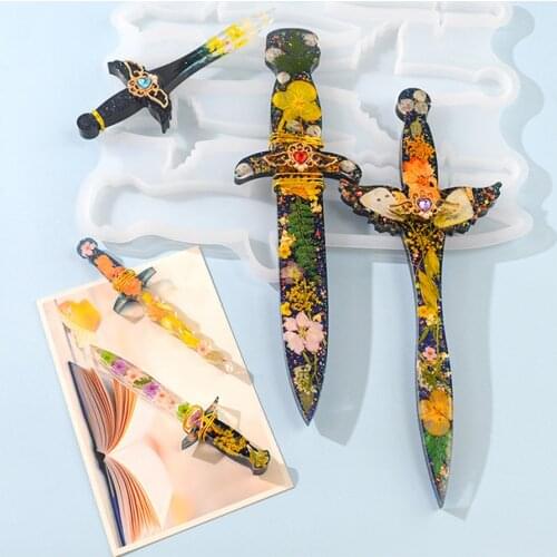 DIY Super Glossy Self-Defense Dagger Keychain Pendant Casting Silicone Mould Clay Crafts Making Tools Crystal Epoxy Resin Mold