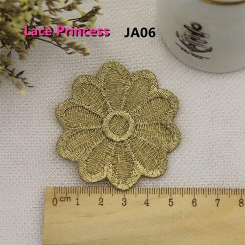 LP-JA06 Gold Embroidery Lace Applique Flower patch Gorgeous Sew On Venice Off Lace Fabric 30 PCS 55MM*55MM