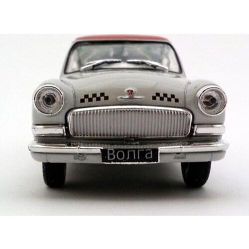 Diecast 1:43 Scale Alloy Russian Car GAZ-21 VOLGA Classic Model Collection Decoration Gift Display Toys for Boys