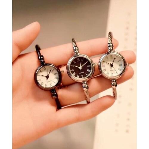 1PC Women Starry Diamond Watch Luxury Bracelet Watches Ladies Casual Alloy Band Quartz Wristwatch Female Clock