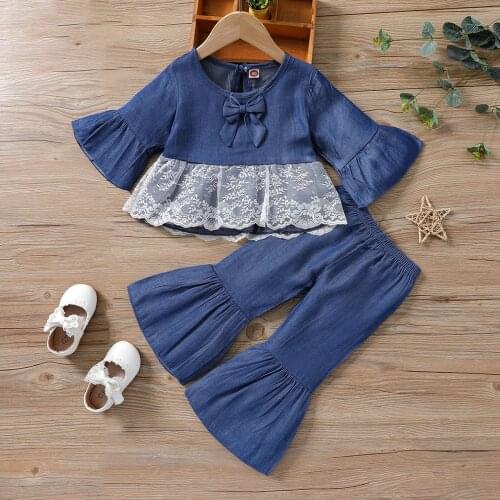 1-5 Years 2pcs Kids Autumn Outfits, Lace Splicing Long Sleeves T-shirt + Solid Color Bell-bottom Pants for Little Girls