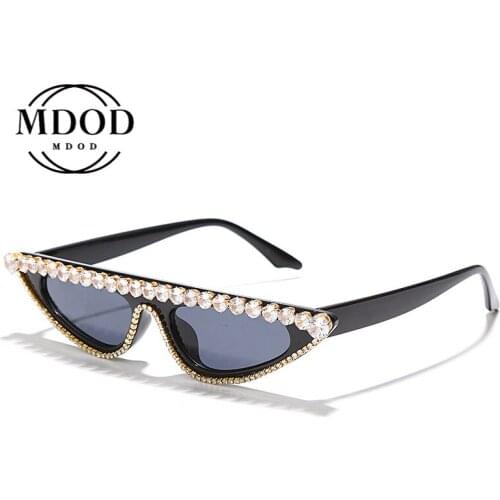 Retro Lady Kitty Eye Diamond Sunglasses Lady Fashion Rhinestone Sunglasses Sexy Pink Black Retro Glasses Shadow UV400