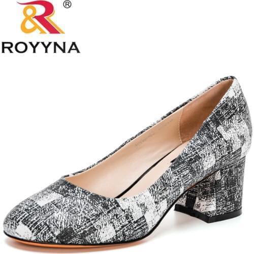 ROYYNA 2021 New Designers Geniune Leather Luxury Pumps Women Shoes Mix Color Elegant Chunky Heels Retro Casual Pumps Feminimo