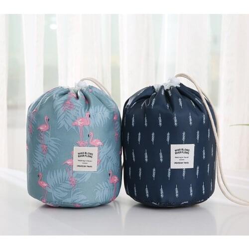 2018 Women fashion High Capacity Nylon Travel Barrel Shape Cosmetic Bag beauty makeup bags Wash Baging Makeup bathroom Organizer