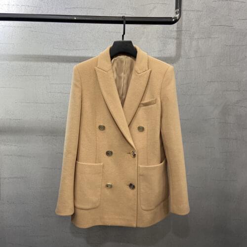 Yuigyutyu Women's Outerwear