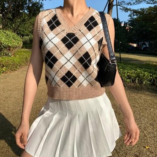 Women Vintage Knitted Sleeveless Vest Preppy Style Argyle Plaid Print Brown Sweater V-Neck Slim Pullover Jumper Crop Top