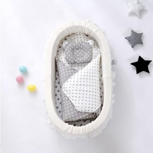 New waterproof and breathable crib middle Convenient bed newborn isolation bed newborn bed linen for children cushion for baby