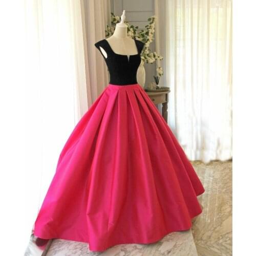 Hot pink and black plain gown medieval dress long gown princess Medieval Renaissance Gown queen cosplay Victoria Belle gown