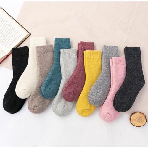 Womens Autumn Winter Thickened Medium Tube Winter Wool Plush Cycling Happy Men Sport Socks Deportes Tennis Nature Hike Football