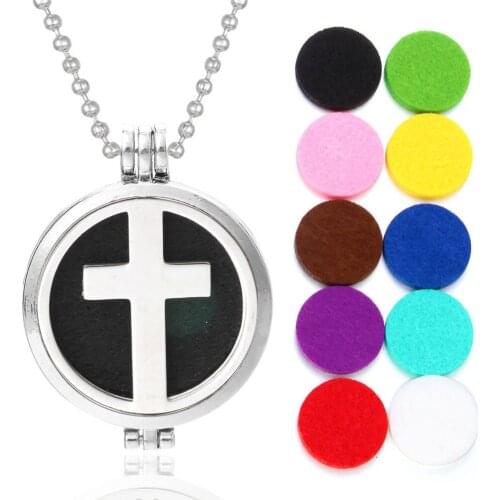 New Cross Aroma Diffuser Necklace Perfume Essential Oil Diffuser Aromatherapy Locket Pendant Necklace Women Jewelry With 10Pads