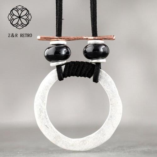 Black Stone Vintage Long Necklace Female Simple Suspension Handmade Sweater Accessories Christmas Jewelry Best Friends Pendants