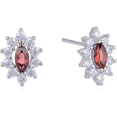 Light luxury Ear Studs 925 Sterling Silver New Woman Fashion Jewelry High Quality Garnet Zircon Earrings Wedding Fine Jewelry