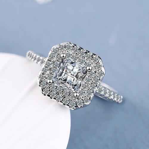 New Square Crystal Engagement Claws Design Rings for Women AAAAA White Zircon Cubic 925 Silver Rings Female Wedding Jewelry