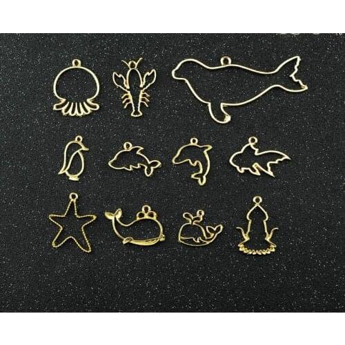 10 pcs/lot Cat rabbit head Metal Frame Pendant Gold Charm Bezel Setting Cabochon Setting UV Resin Charm