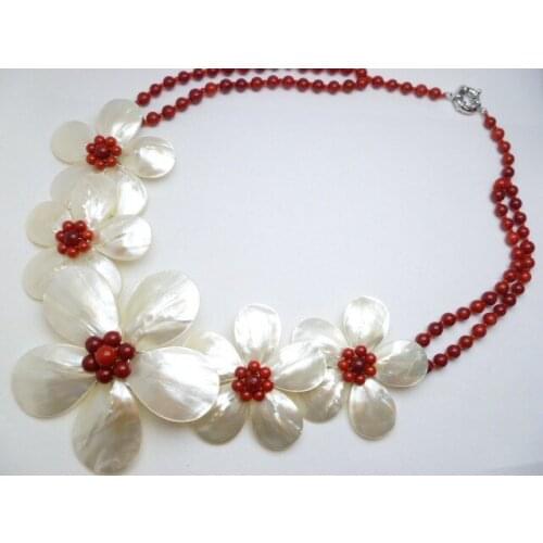 2019 Fashion Jewelry Five White Mother Pearl Shell Flower Corals Necklace 20 inches