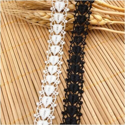 1Yards High Quality Lace Fabric Embroidery 1.5cm White Love Lace Material Ribbon Sewing Cotton Lace Trim Collar dentelle T06