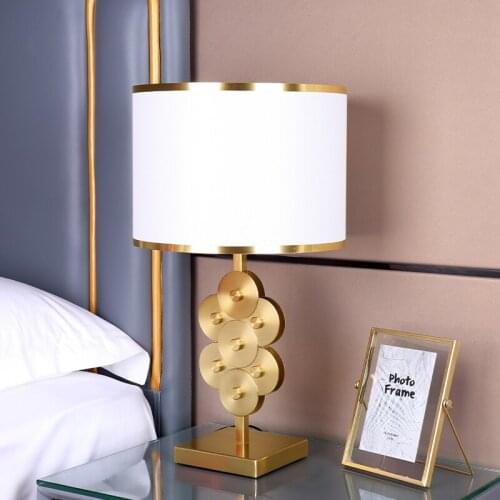 Modern LED Golden Table Lamp Bedroom Bedside Desk Lamp Dining Room Bar Table Lamp Living Room Kitchen Home Decor Light Fixtures