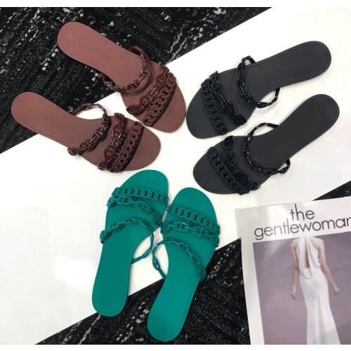 Brand womens shoes 2021 new beach pig nose chain slippers fashion summer wear flat jelly slippers free delivery for women