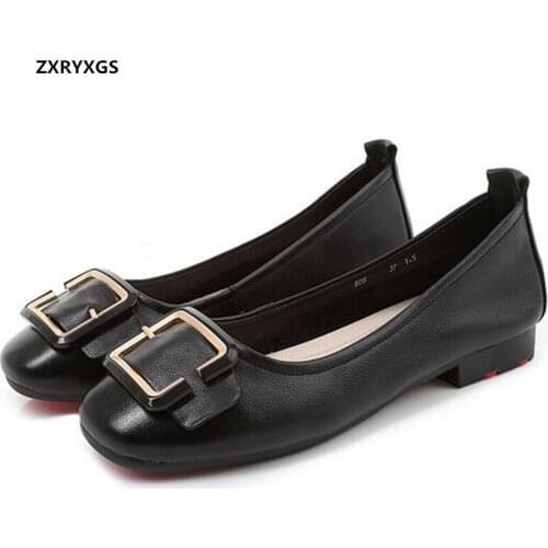 2021 New Top Soft Cowhide Women Leather Shoes Flat Soft Sole All-match Metal Buckle Fashion Casual Shoes Womans Shoes Plus Size