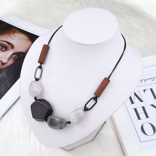 Fashion Resin Stone Geometric Necklace for Woman Girl Sweater Chain Wood Necklaces Adjustable Rope Link Charm Jewelry
