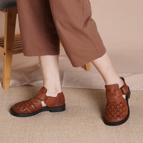 2021 Designer Summer Shoes Genuine Leather Gladiator Sandals Knit Retro Flats Black/Brown