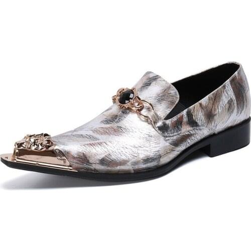 2021 Men Dress Shoes Luxury Genuine Leather Men Printed Party Wedding Handmade Loafers Nightclub Fashion Men Smoking Slipper