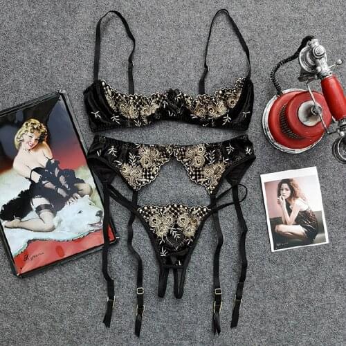 French Vintage Women Intimates Embroidery Cupless Bras Lingerie with Garters Sets Push Up Bra Crotchless Panty Set UltraThin Bra