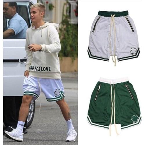 Mens High Street Hip-Hop Tide Brand Embroidery Shorts Large Size Loose Five-Point Basketball Pants Casual Fashion Trend Pants