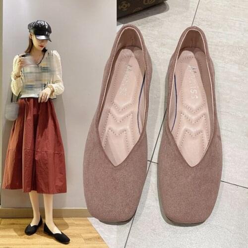 Womens Flat Shoes, Comfortable Casual Shoes with Soft Sole, Ladies Square Toe Flats