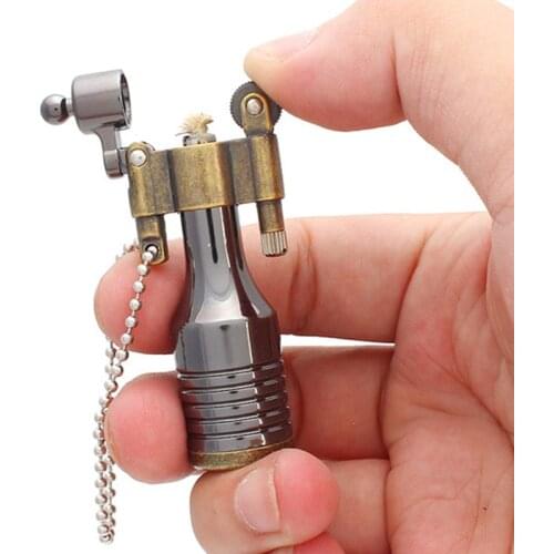 Retro Bullet Free Fire Torch Lighter Flint Grinding Wheel Ignition Oil Lighter Keychain Metal Cigarette Lighter Gadget For Man