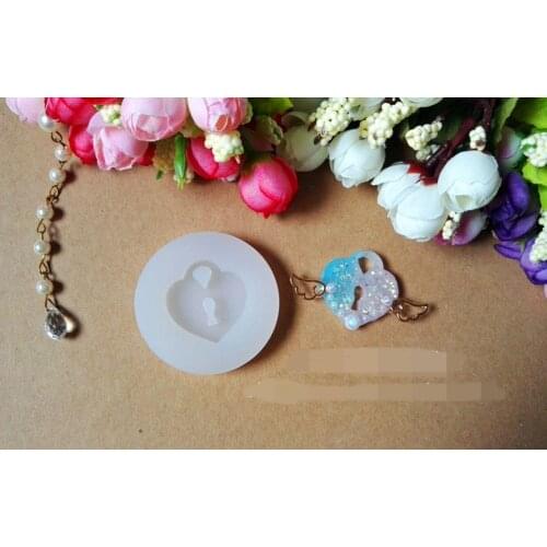 1pcs Love heart lock Liquid silicone mold DIY resin jewelry pendant necklace pendant mold resin molds for jewelry