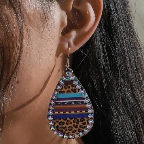 Independence Day Earrings Fashion Personality Leopard Pattern Diamond-studded Leather Drop-shaped Earrings Earrings Wholesale