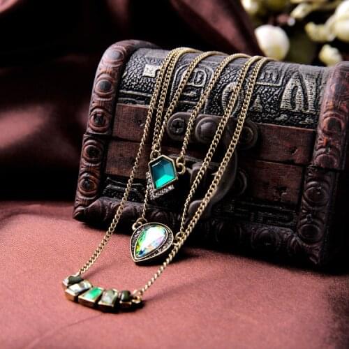 HWASY1804 2020 new design exquisite jewelry wholesale multilayer luxury rhinestone water drop womens Necklace