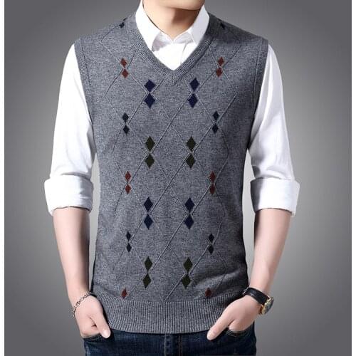New Leisure Male Wool Vest Casual Man Argyle Knit Clothing V-Neck Cashmere Sleeveless Sweater Pullovers