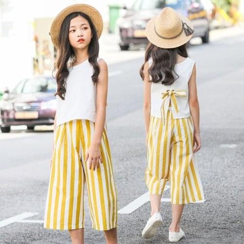Girls summer clothing set childrens cotton bow solid color vest and striped wide leg pants suitable for teenagers new 2019
