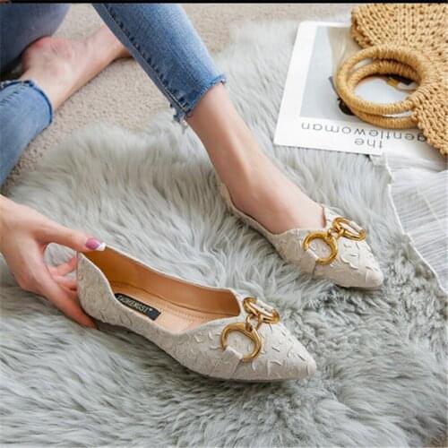 Horsebit pleated Satin Fashion Casual Flat Shoes Woman New Summer Breathable Comfortable Soft-soled Shoes Pointed Toe Shallow