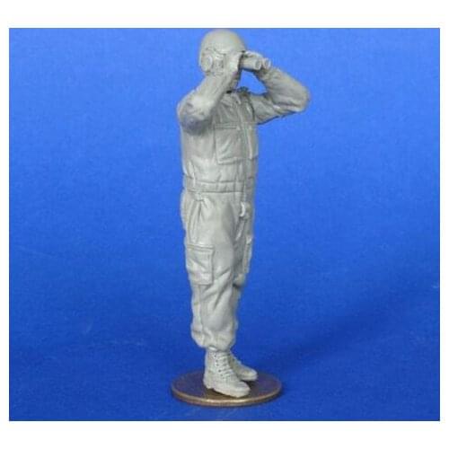 1/35 The modern Israeli tank crewman resin kit soldiers GK Military theme scene combination Uncoated No colour