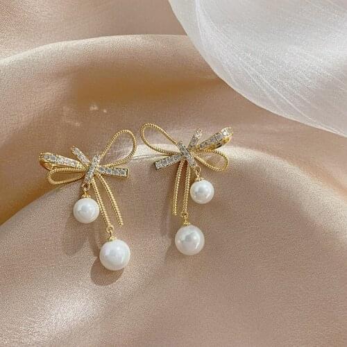 2021 New Arrival Metal Trendy Bowknot Women Dangle Earrings Korean Earrings Pearl Simple Female Elegant Jewelry