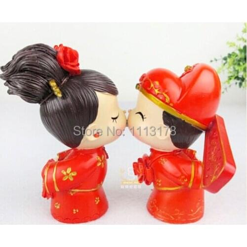 Cute kissing wedding cake toppers fashion bride and bridegroom Figurine cake topper decoration Valentines Day gift