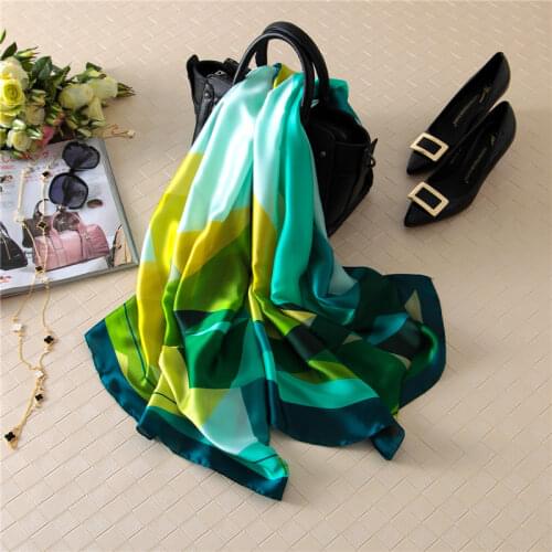 2019 China luxury brand summer and Autumn women beautiful Print fashion large shawl silk scarves Foulard Beach wraps hijab