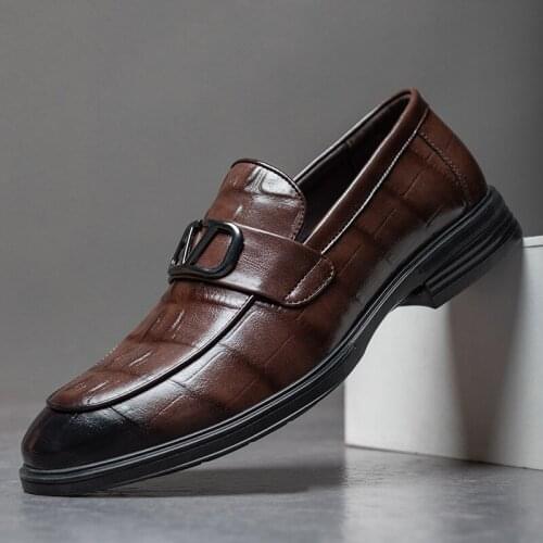 New Men Shoes Fashion Pu Decoration Four Seasons Trend High Quality Latest Fahion Leisure Classic Hot Men Shoes985