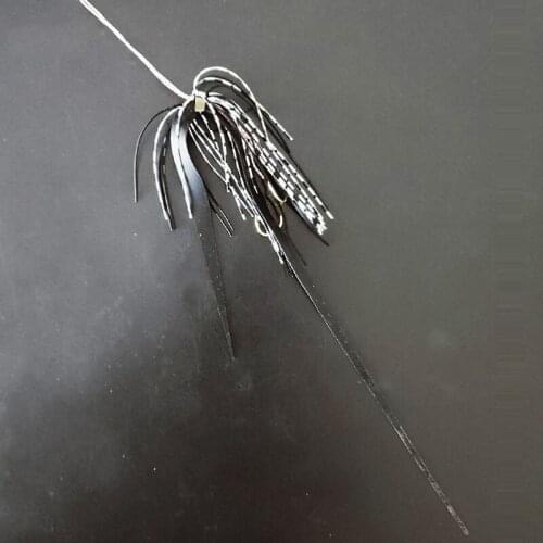 2g/26cm Artificial Buzzbait Freshwater High Quality Soft Professional Fishing Lure Anti-Corrosion Bionic Silicone Fishing Bait