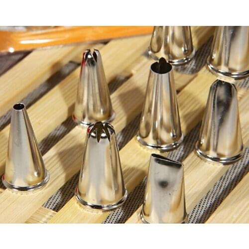 6pcs/lot Cake Piping Nozzles Pastry Icing Flower Tips Cake Decorating Mouth Cream Icing Device Cream Mouth JK 0872