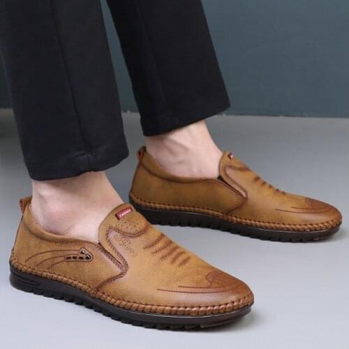 Explosive Casual Sports Shoes Mens 2021 Summer New White Running Shoes Soft Surface Handmade Breathable Driving Mens Shoes