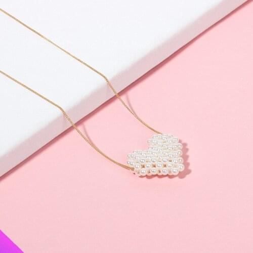 Wholesale 10 Pearl combination heart pendant necklace ladies sweet romantic style 2021 new