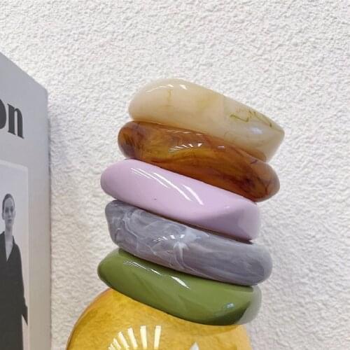 2021 Vintage Resin Acrylic Geometric Irregular Wave Square Bangle Simple Style Marble Bracelet For Women Gifts New Jewelry